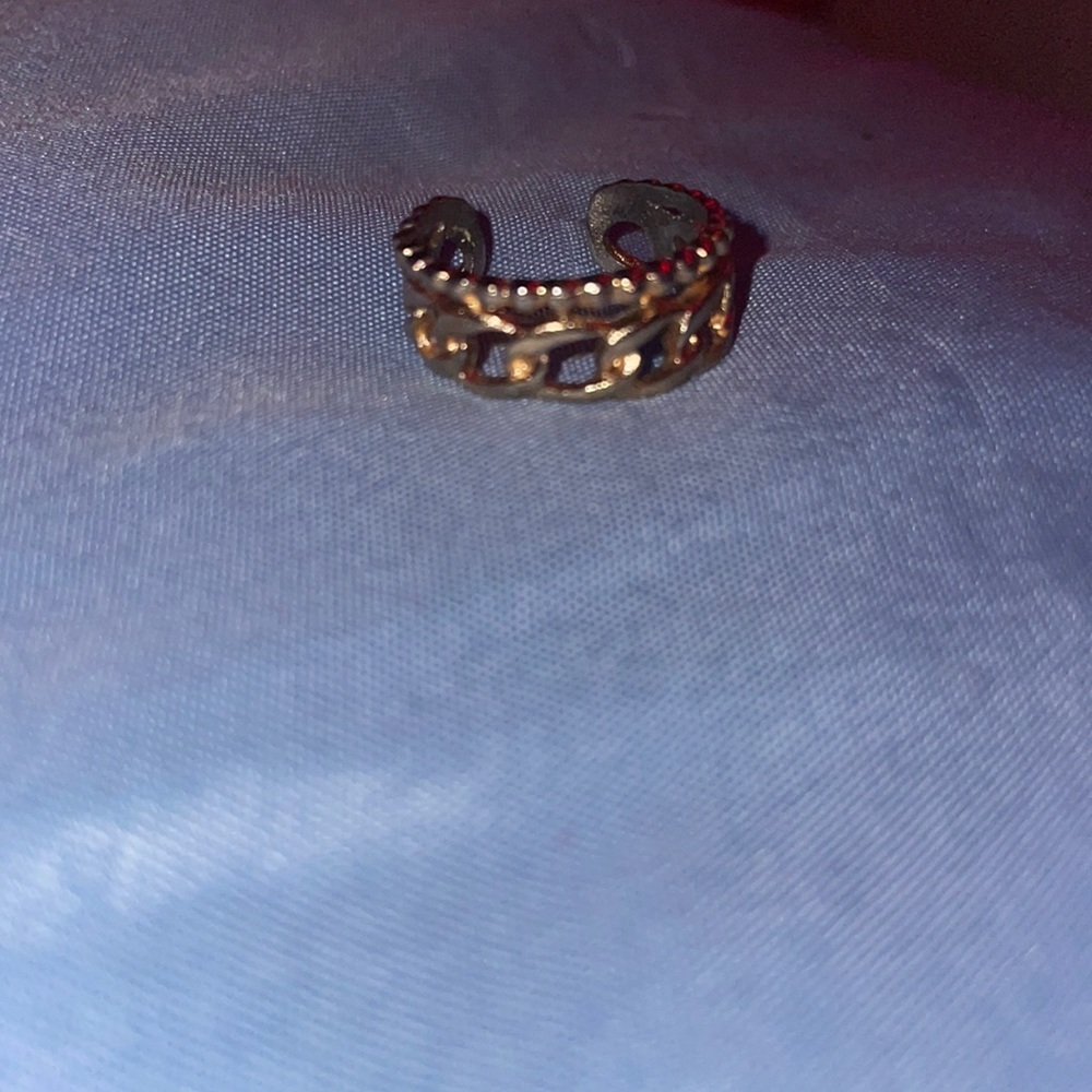 Rings - Picture 9 of 10